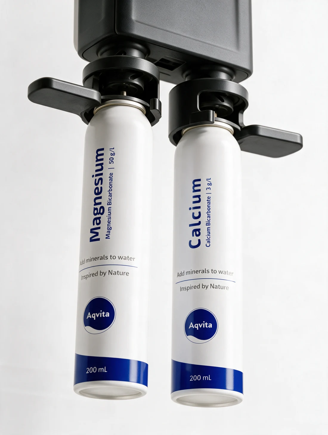 The magnesium and calcium bicarbonate canisters locked into the bayonet collars beneath the MixFusion dosing head.